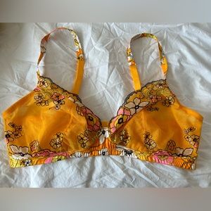 Savage Fenty 2X cute bralette!